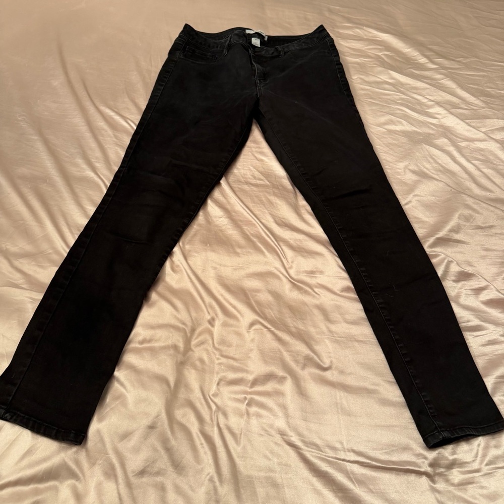Refuge Black Skinny Jeans